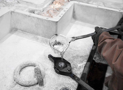 Einfluss geringer Ca-Konzentration auf Gefüge und Mechanik