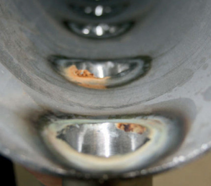 Ausfälle vermeiden, Kosten sparen: Schadensanalyse an einem geschweißten Rohrverteiler aus Duplex-Stahl
