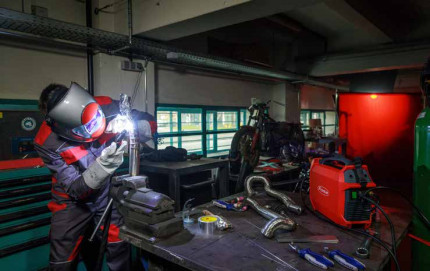 Wie elektromagnetische Felder beim Schweißen wirken