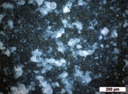 Antibakterielle Oberflächen durch Photokatalyse – kaltgasgespritzte Titandioxid-Beschichtungen